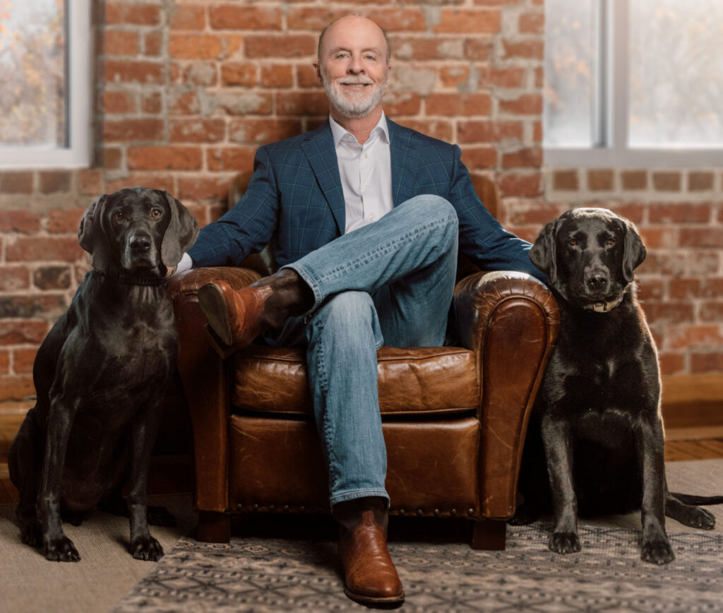 Tom Dillard & Dogs